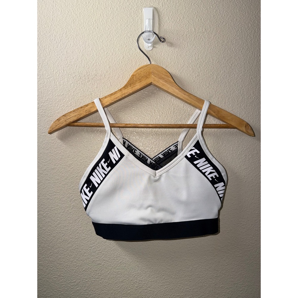 Women's Nike Sports Bra Size Medium